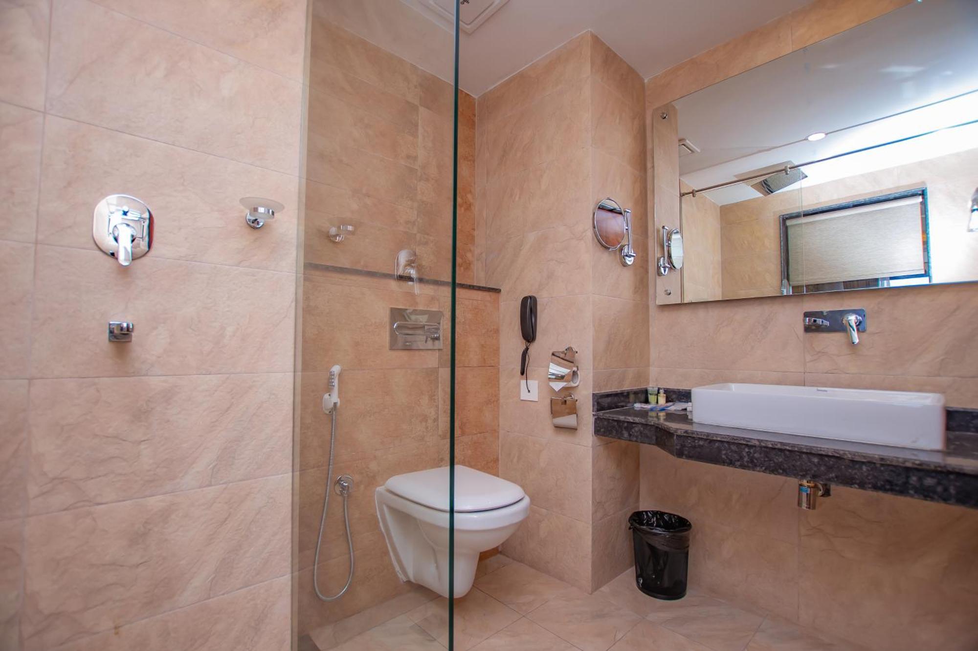 Hotel Pokhara Village & Spa المظهر الخارجي الصورة