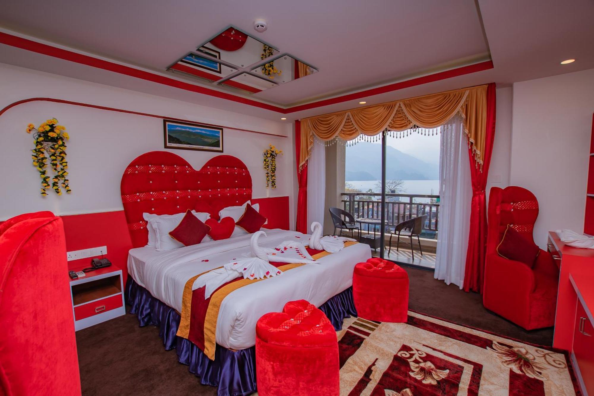 Hotel Pokhara Village & Spa المظهر الخارجي الصورة