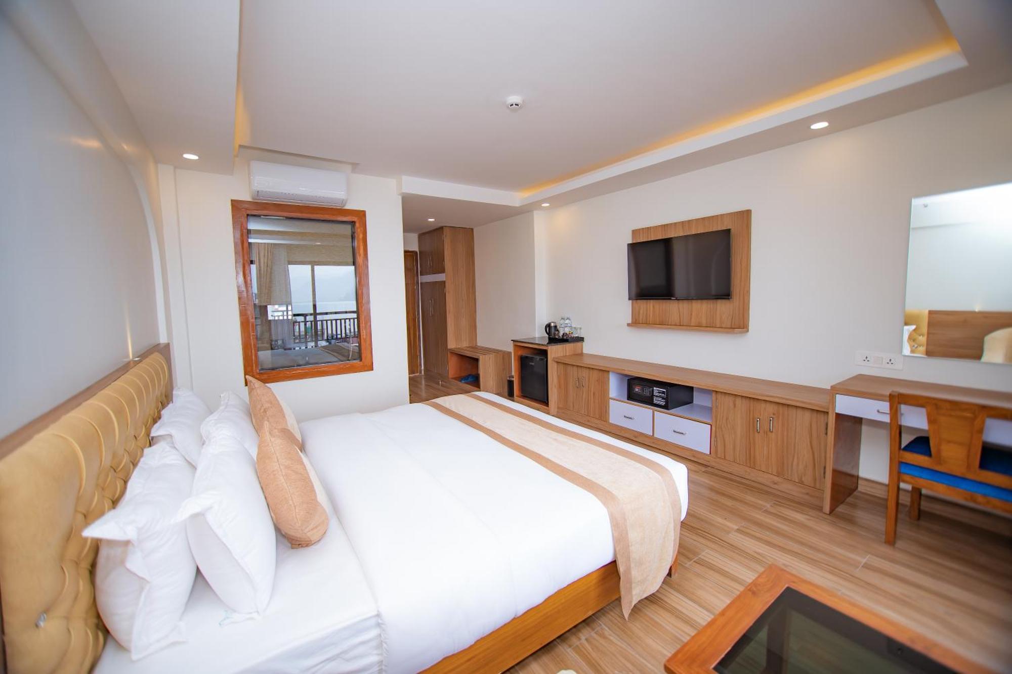 Hotel Pokhara Village & Spa المظهر الخارجي الصورة